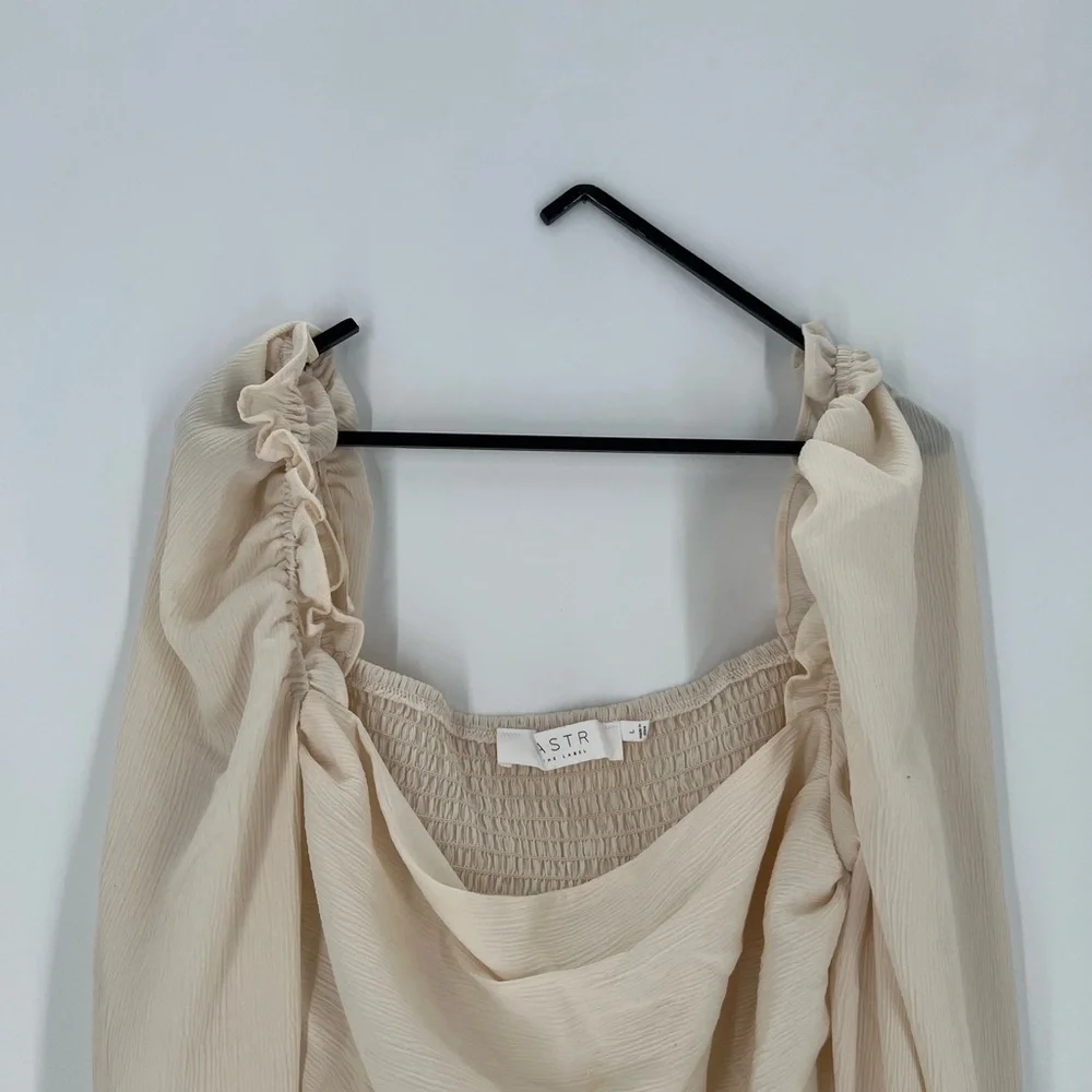 ASTR Puff Sleeve Square Neck Ruched Draped Smocked Blouse Top